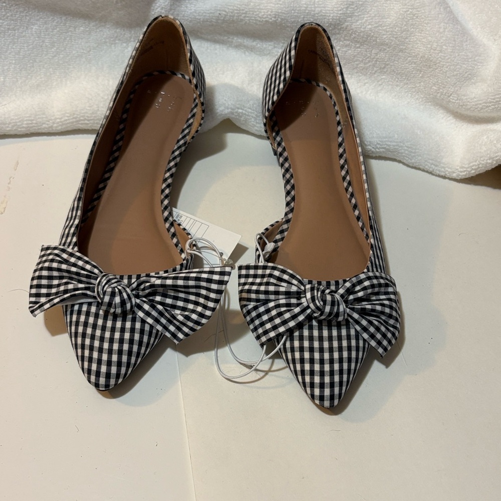 Elegant Checkered Bow Loafers